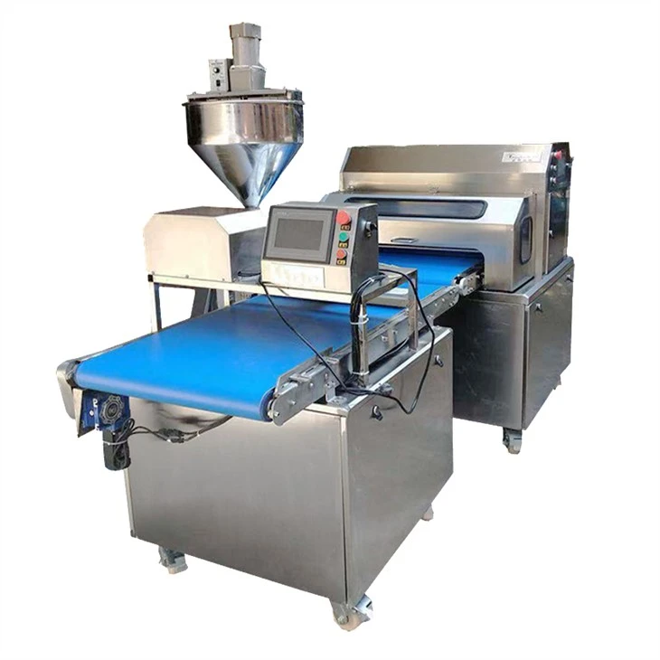 Swiss Roll Cake Icing Machine Rolling